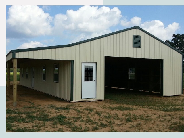 Строительство конюшен в Нефтеюганске