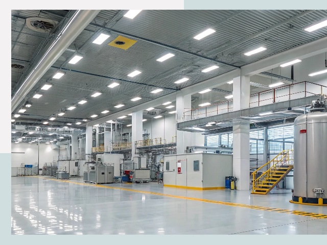 Освещение ангаров в Нефтеюганске от 610 руб. - Эффективные решения